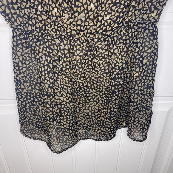 Anthropologie black and gold patterned blouse - Picture 4 of 7